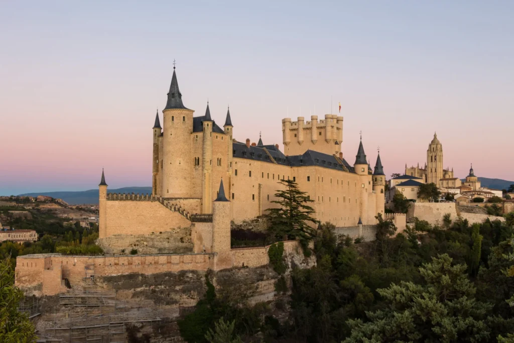 Alcázar de Segovia - 10 monumentos más visitados de España - vocces.com